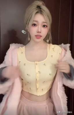 美女主播刘飞儿(从网络女神到“阿姨”，刘飞儿已迈入30岁，坦言彩礼只要20万)