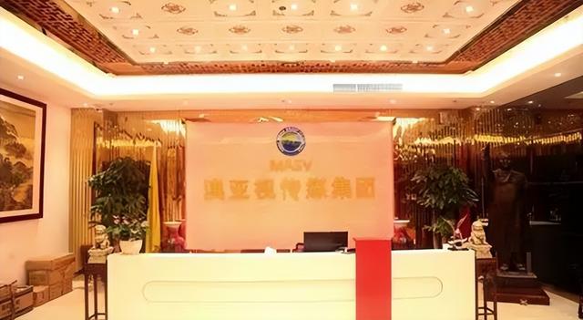 广东“美女主持”李泳：做贪官情妇被判3年，出狱后整容改过自新