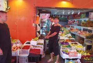 仙桃影视斗鱼女主播(女子直播带货时手机被盗，嫌疑人作案过程全网直播)