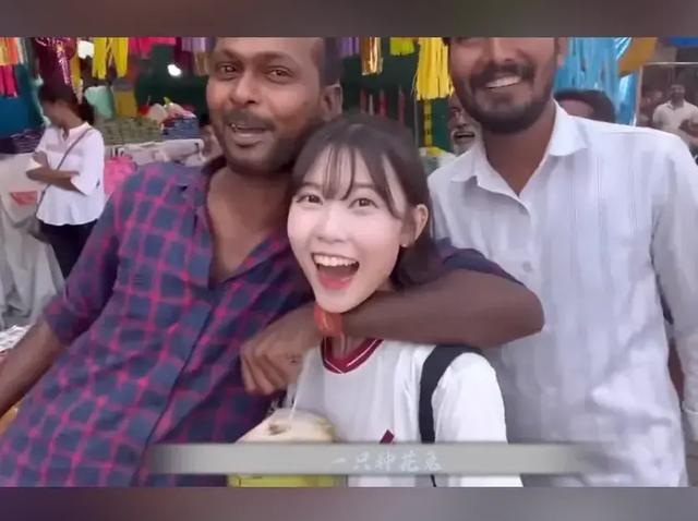 毁三观!韩国女主播到印度旅游被男子尾随露私处,评论区相当炸裂