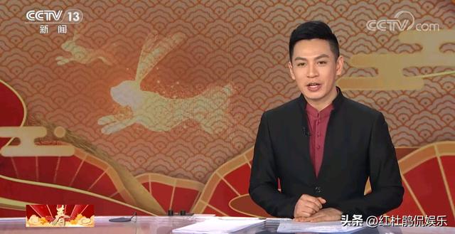 30位央视新闻主播的春节出镜服装,让人赏心悦目,谁搭配最好看?