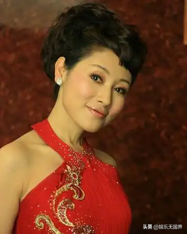 山西籍10位美女主持人,李文静被称为央视最俏皮女主播