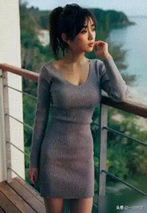 这谁受得了!日本36岁女星“泉里香”的火辣颜值与身材!