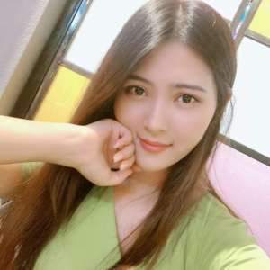 映客直播最火女主播(今日主播推荐｜映客甜美主播啊纯：治愈系笑容无法抵挡)