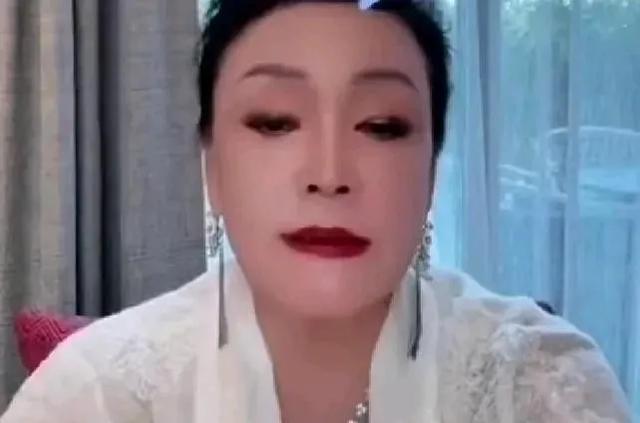 这就给您安排上!汪菲怒吼为哪般?兰姐直播惹风波,真相竟是...