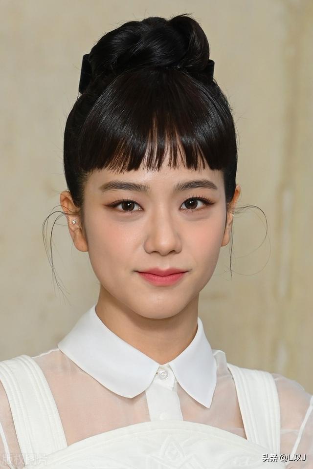 金智秀(Jisoo),韩国女歌手、演员、主持人,女子BLACKPINK成员
