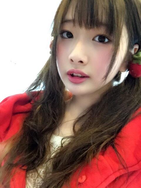 cosplay的美少女加上可爱又萌萌的小虎牙