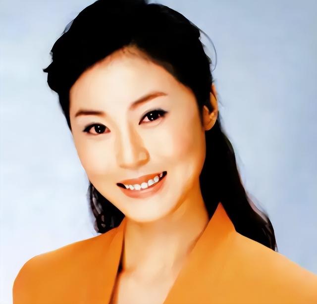 广东“美女主持”李泳：做贪官情妇被判3年，出狱后整容改过自新