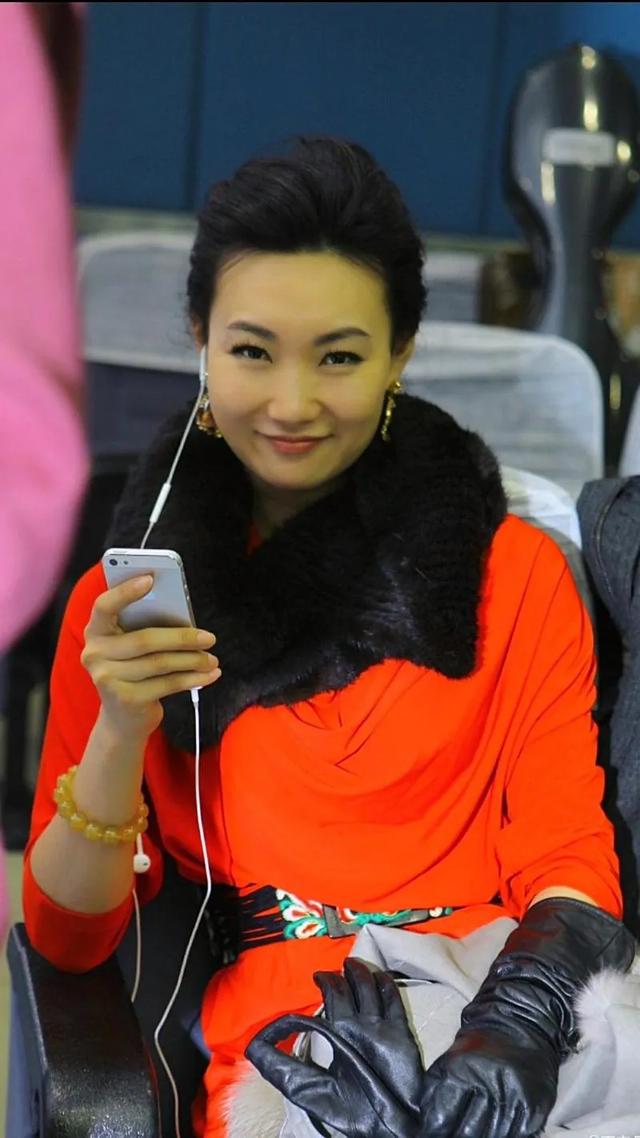 李梓萌,脱下主播装,生活中的她竟然有如此反差