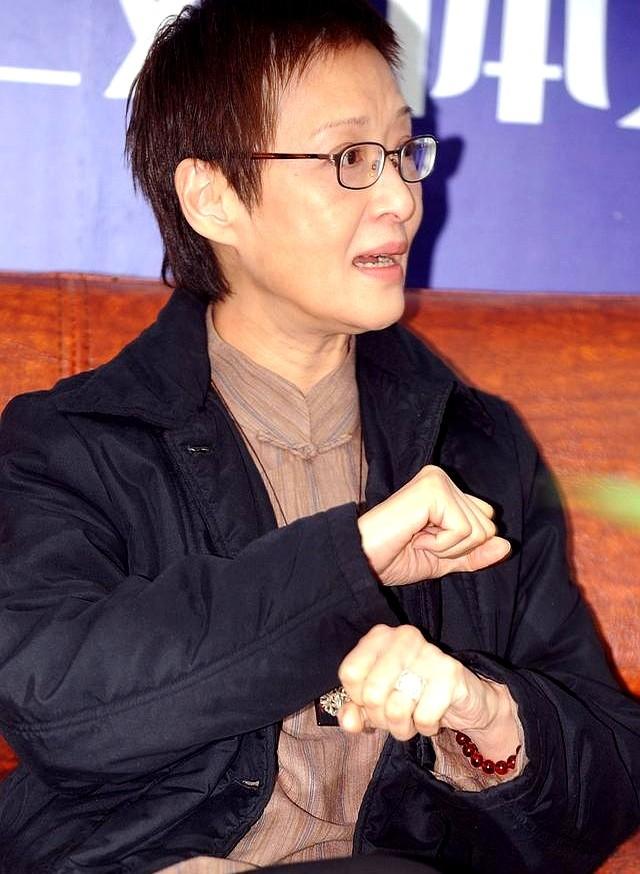 李敖之死:死前一年被诊断脑癌,立遗嘱特提及私生女,死前唤小蕾