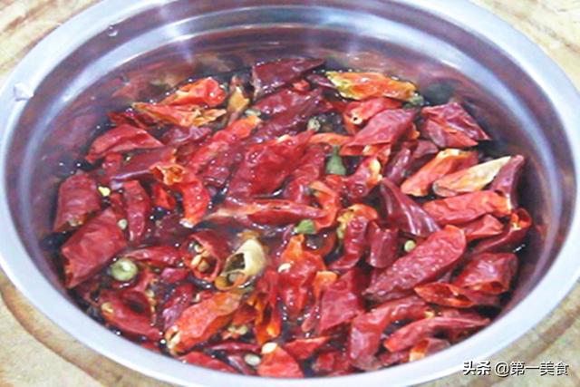 河南“另类”美食排行!黄鳝倒数,毛蛋排第1,全吃过绝对河南人