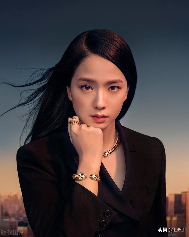 金智秀(Jisoo),韩国女歌手、演员、主持人,女子BLACKPINK成员