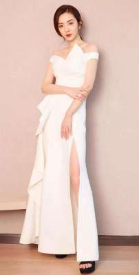 女主播可可健身房(美女明星王晓晨高清写真美图，优雅迷人，性感大方)