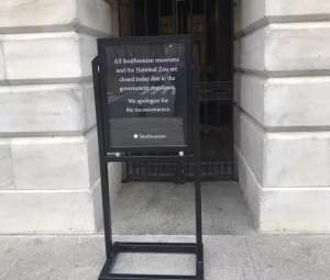 熊猫Tv女主播裸(美国政府关门，“直播熊猫”画面被掐美国网友炸锅：你们把我惹毛了)