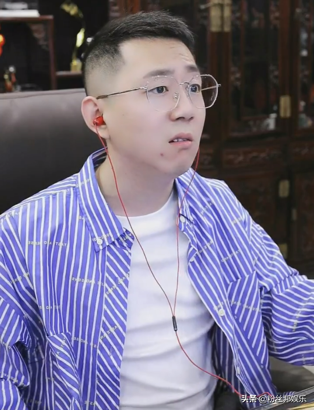 一场直播扣30多分,王小源打破YY违规纪录,怀疑自己太“肮脏”了