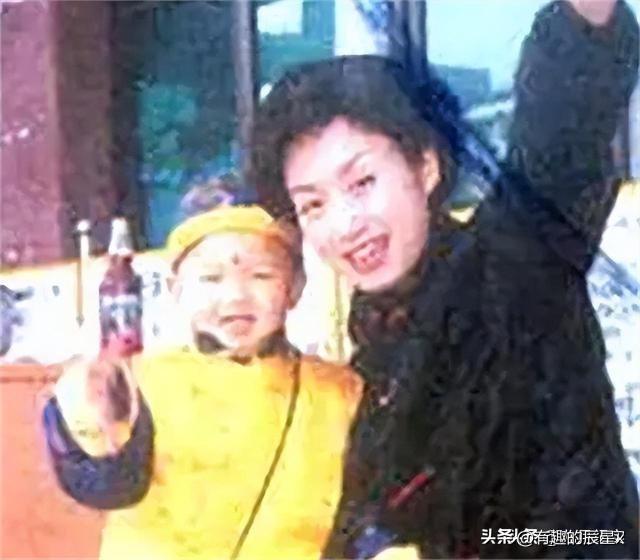央视著名美女主持人,因推错门走上了不归路,生命定格在33岁