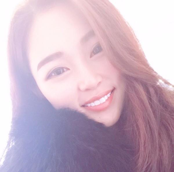 “抖腿女神”阿悠悠:为朋友婚礼献歌意外走红,仅仅是运气好吗?