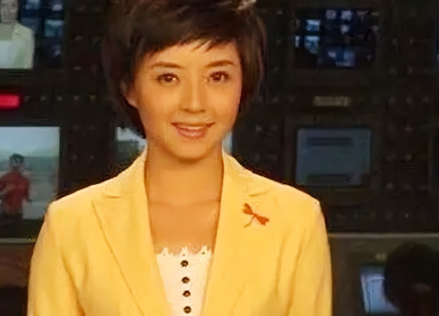 15年四川女主播因内急溺亡,现场只剩一只高跟鞋,土地上明显抓痕