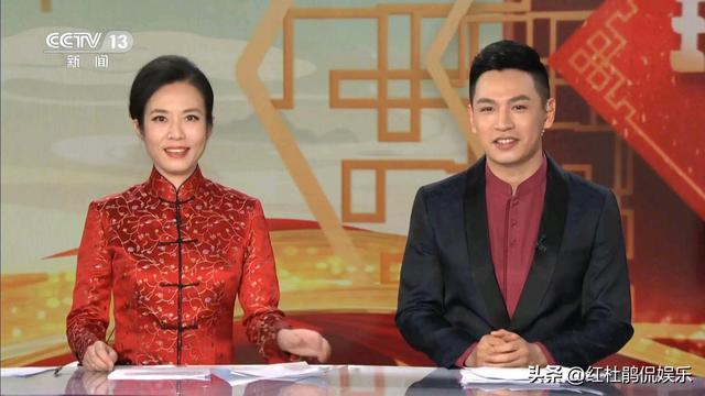 30位央视新闻主播的春节出镜服装,让人赏心悦目,谁搭配最好看?