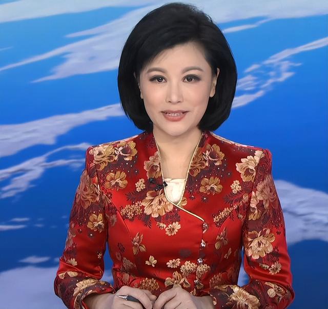 工人出身的女主播和佳:一路奋斗到央视,风光背后有心酸