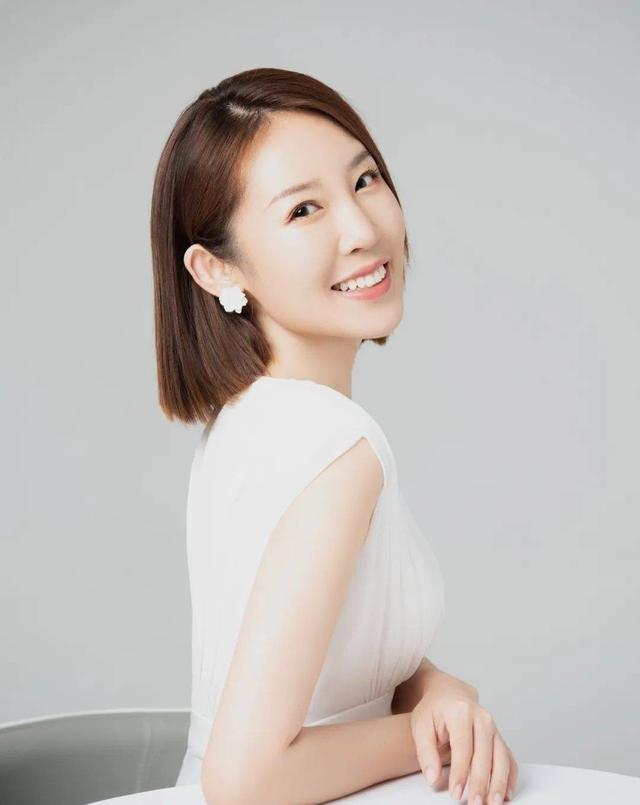 山东电视台20位美女主持人照片大全,个个端庄大气,深受观众喜爱