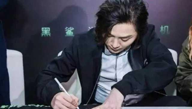 张大仙年收入千万为何不买房?知道真相成铁粉,原因好真实