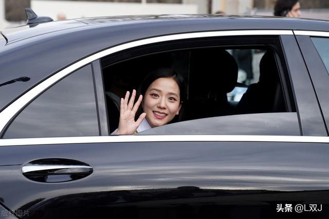 金智秀(Jisoo),韩国女歌手、演员、主持人,女子BLACKPINK成员