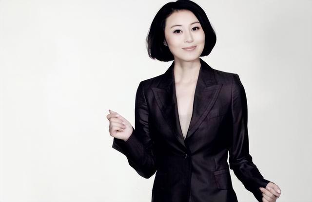 广东“美女主持”李泳：做贪官情妇被判3年，出狱后整容改过自新