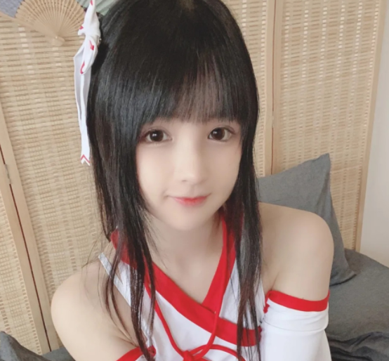 福利姬刚进B站1天被封,UP搞擦边一天涨粉上万,妹子请自重
