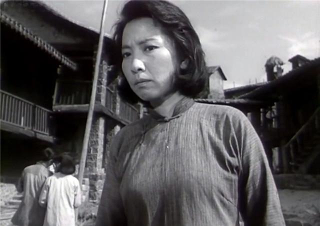“江姐”于蓝:19岁嫁给29岁田方,为照顾继子选择流产,99岁去世