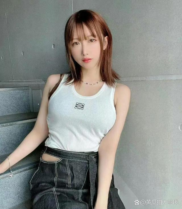 为什么有主播卖骚?