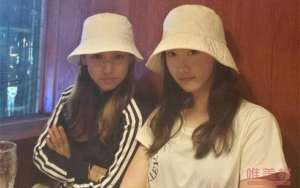 女主播允儿(李孝利林允儿道歉说了什么 为没戴口罩道歉二人直播被骂停)