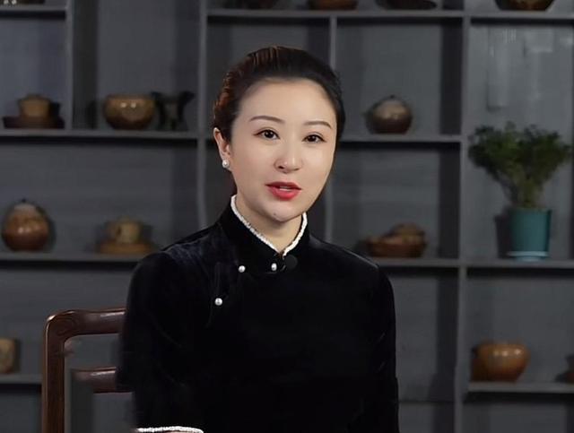 网红晨曦姐姐猝死,背后真相惊人,直播行业怎么了?