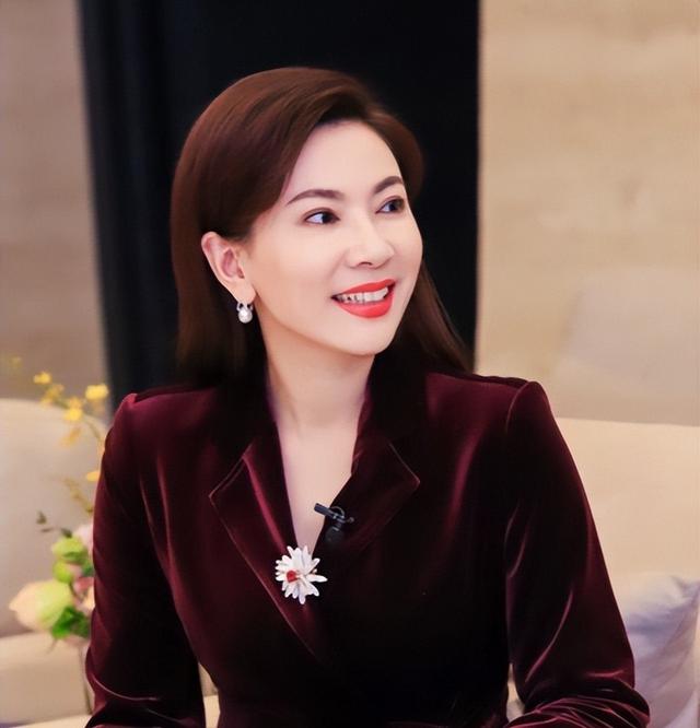 广东电视台13位美女主持人,谁是你心目中的偶像