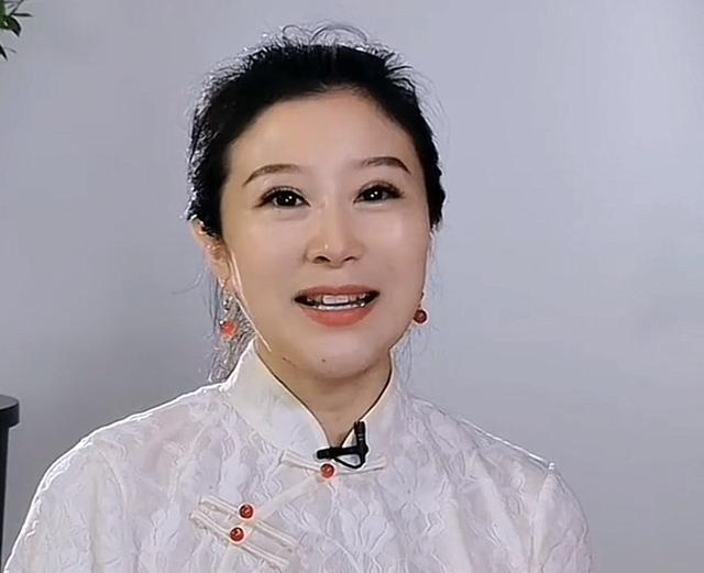 网红晨曦姐姐猝死，背后真相惊人，直播行业怎么了？