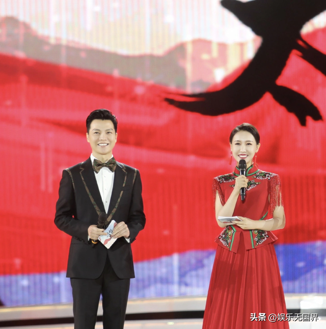 山西籍10位美女主持人,李文静被称为央视最俏皮女主播