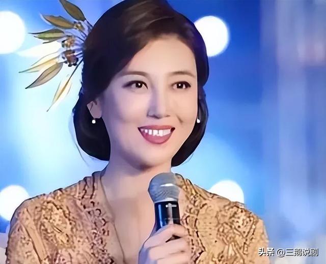 央视最漂亮的女主持人，个个才华横溢貌美如花，你更喜欢谁？