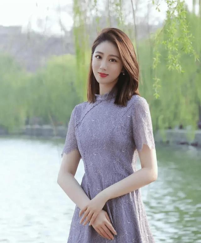 央视中文国际频道十大新闻美女主播,谁实力最强?
