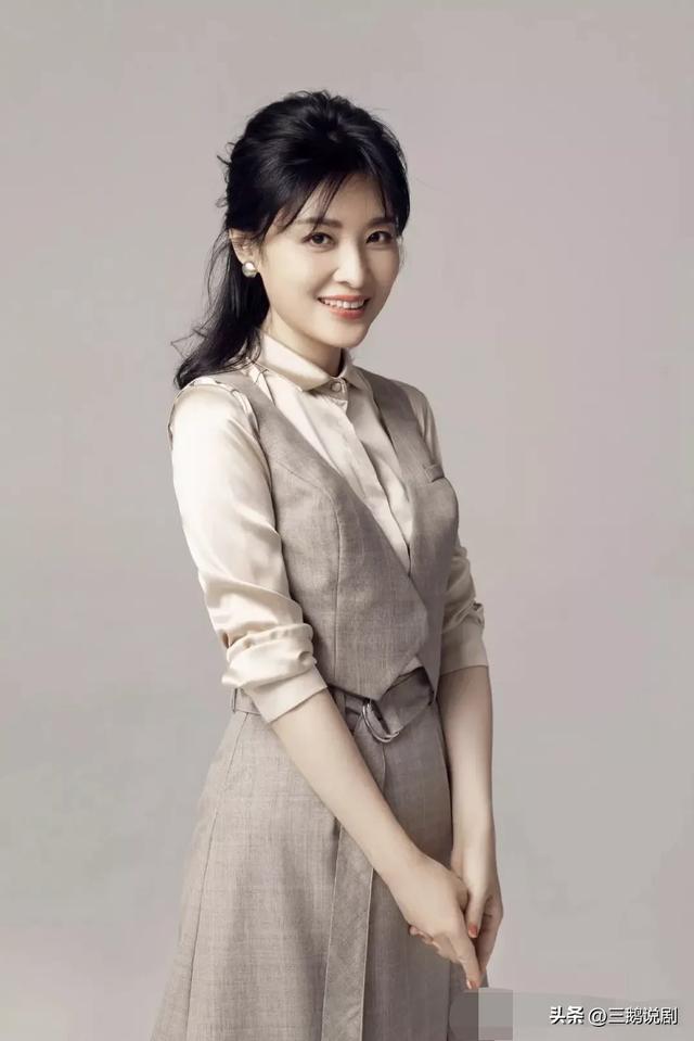央视最漂亮的女主持人，个个才华横溢貌美如花，你更喜欢谁？
