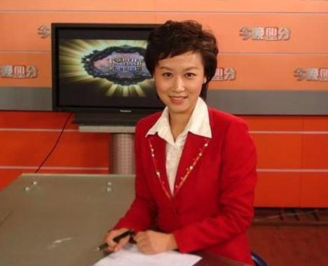 主持人魏笑:新婚第二天车祸离世,丈夫抱着遗体不愿放手