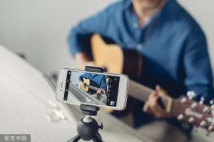 六间房最火女主播排名(少了榜一大哥，秀场主播还能年入百万吗？)