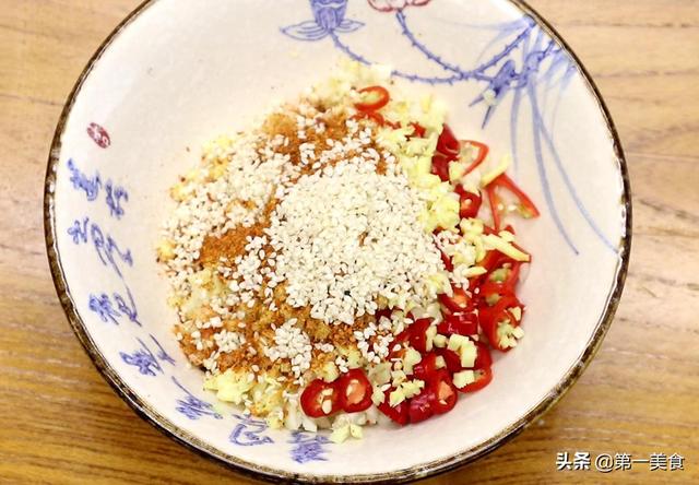 河南“另类”美食排行!黄鳝倒数,毛蛋排第1,全吃过绝对河南人