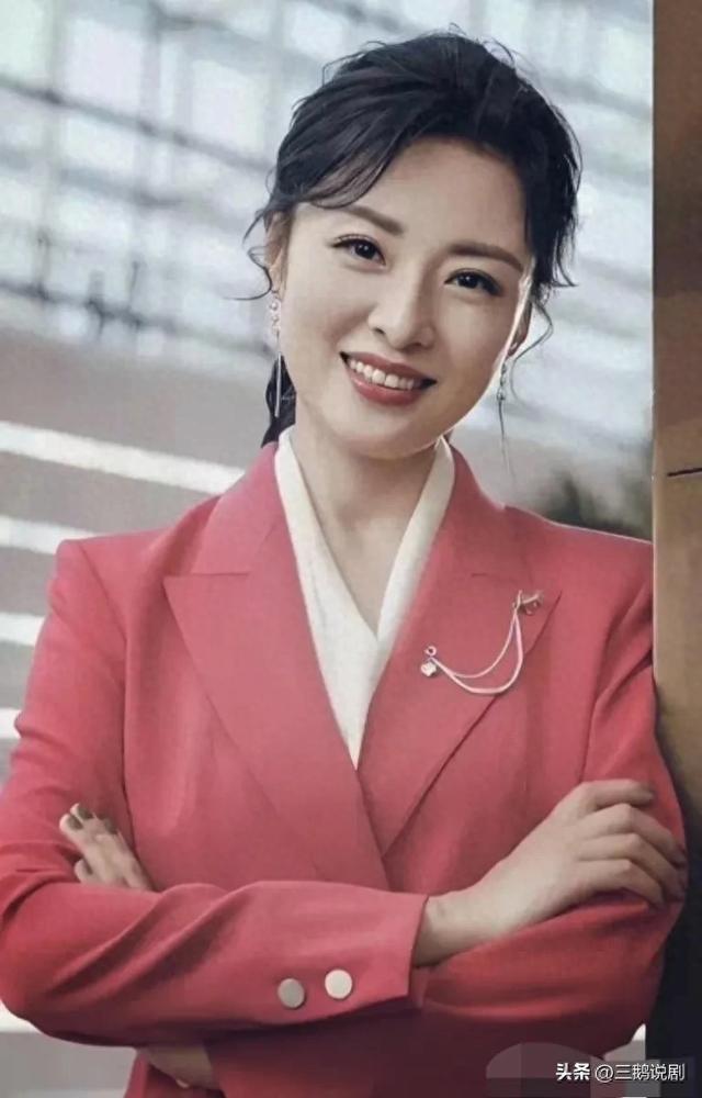 央视最漂亮的女主持人，个个才华横溢貌美如花，你更喜欢谁？