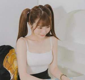 被偷拍的女主播1(直播美颜有多夸张，女主播后台被偷拍，难怪直播间里都是美女)