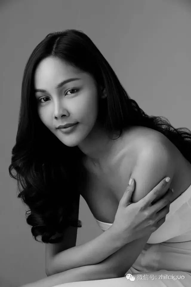 “秀气”还是“英气”？2016蒂芙尼变性美女素颜大比拼！