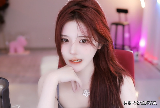 舞蹈女主播四处借钱,沦落到卖包卖首饰还债,直言房租都交不起了