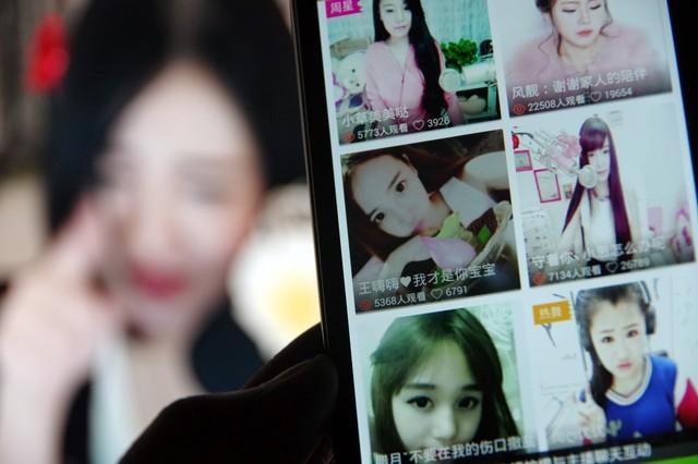案件：2021年女主播与男网友奔现，初次见面就沦陷，事后崩溃报警