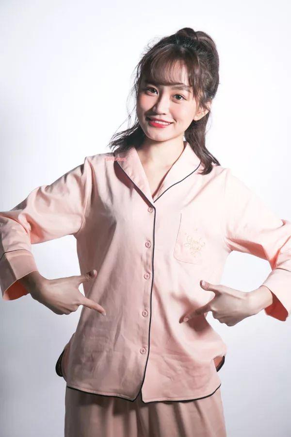 韩国95后“水蜜桃系”少女 也太甜了吧!!!