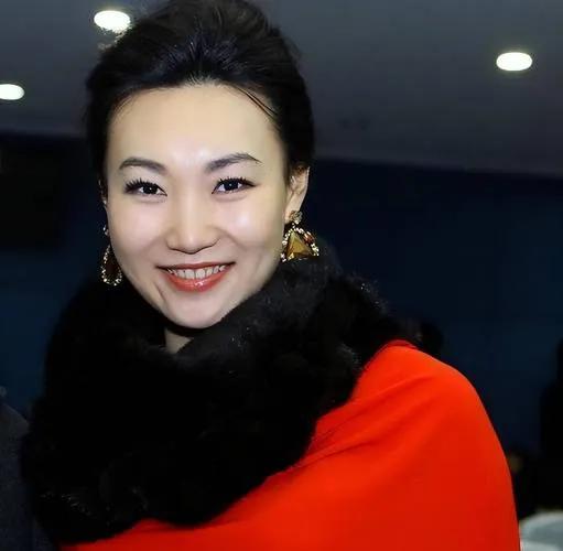 李梓萌,脱下主播装,生活中的她竟然有如此反差