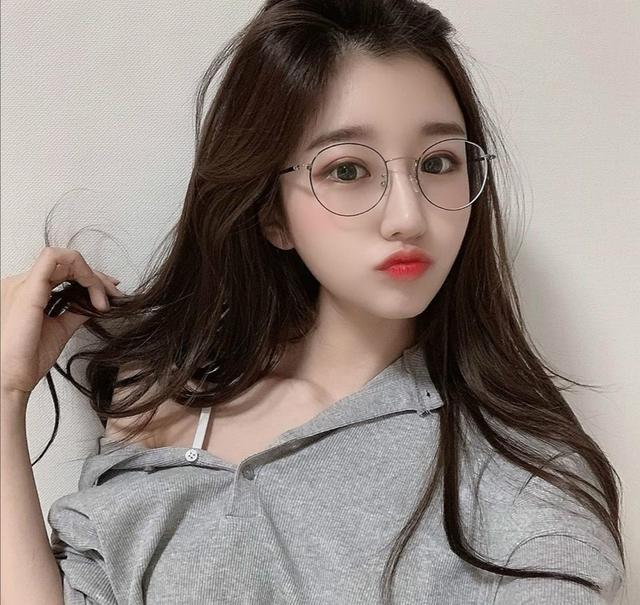 推荐一位韩国美女主播